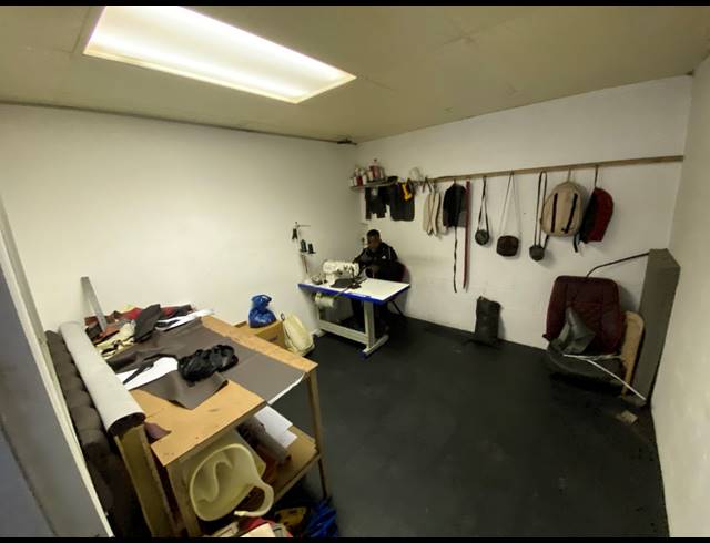 154M² WAREHOUSE FOR SALE IN KILLARNEY GARDENS